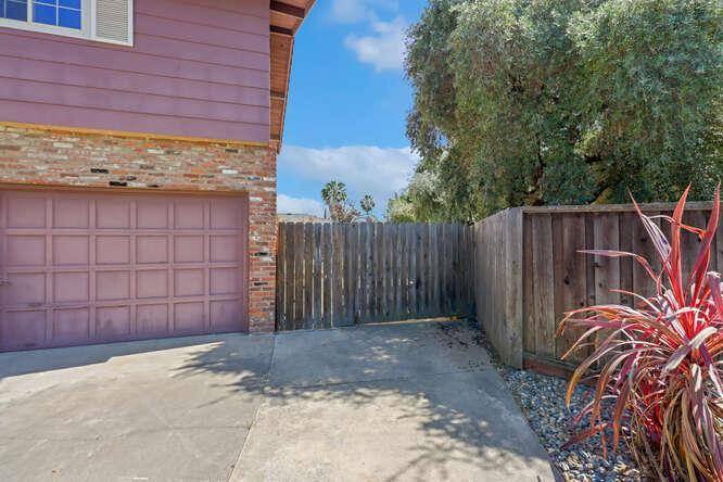 Sacramento, CA 95823,51 Tristan CIR