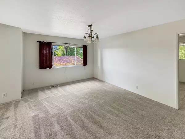 Grass Valley, CA 95945,224 Manor DR