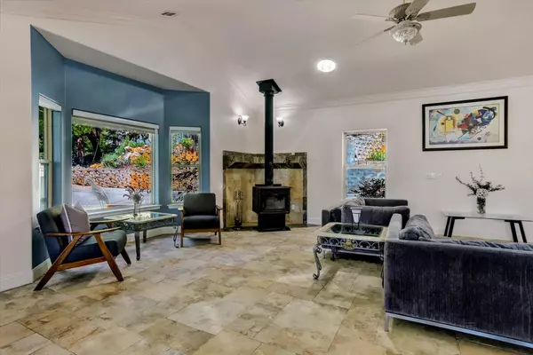 Grass Valley, CA 95945,13755 Kensington Kourt
