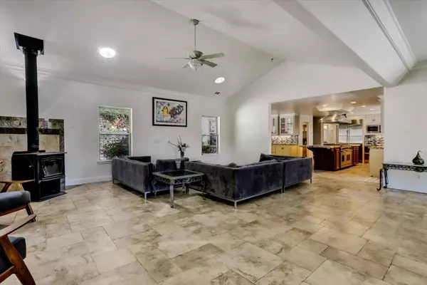 Grass Valley, CA 95945,13755 Kensington Kourt