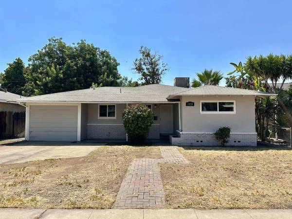 1950 E Simpson AVE, Fresno, CA 93703
