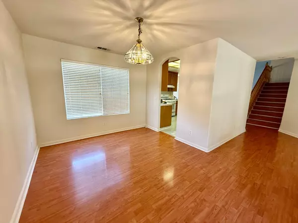 Los Banos, CA 93635,555 Cabernet ST