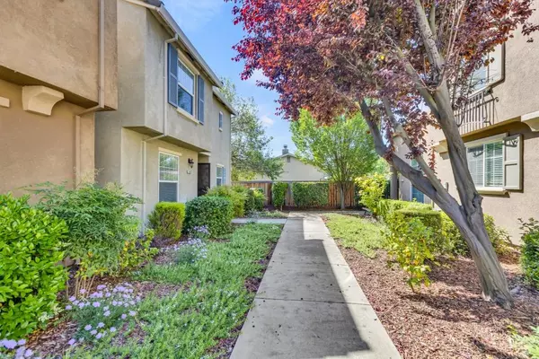 Sacramento, CA 95823,7885 Monaldo WALK