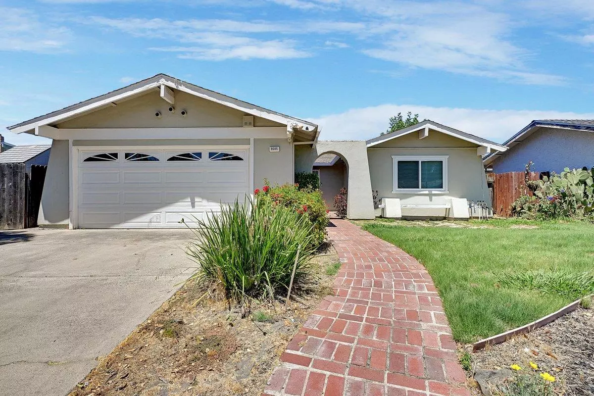 Sacramento, CA 95827,9505 Linda Rio DR