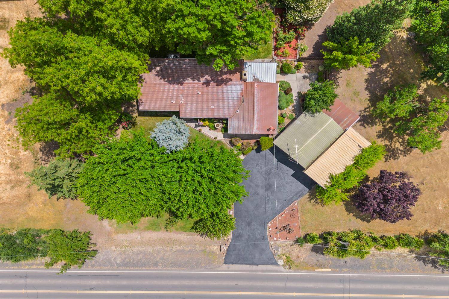 Farmington, CA 95230,3920 S Escalon Bellota RD