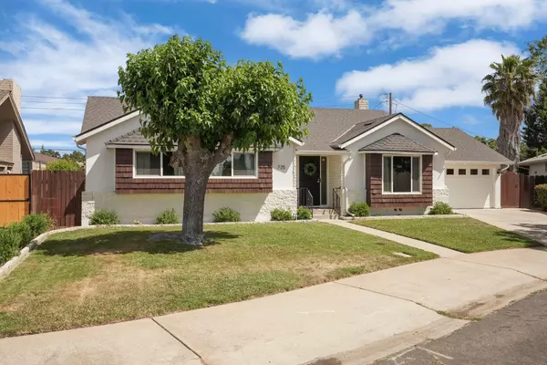 Lodi, CA 95240,725 Maplewood DR