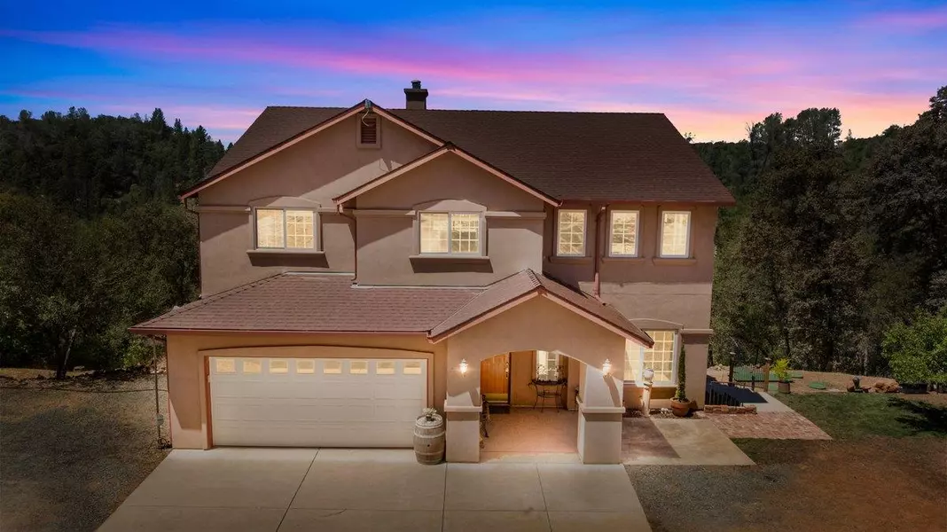 23392 Meyer Ravine RD, Grass Valley, CA 95949