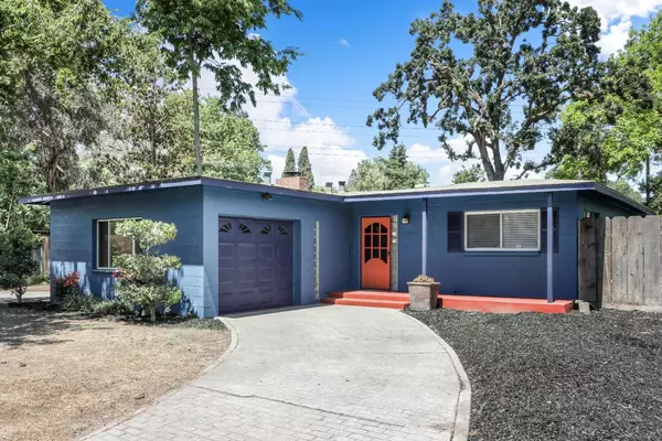 405 Helen AVE, Modesto, CA 95354