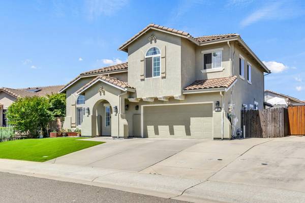353 Eagle DR, Ione, CA 95640