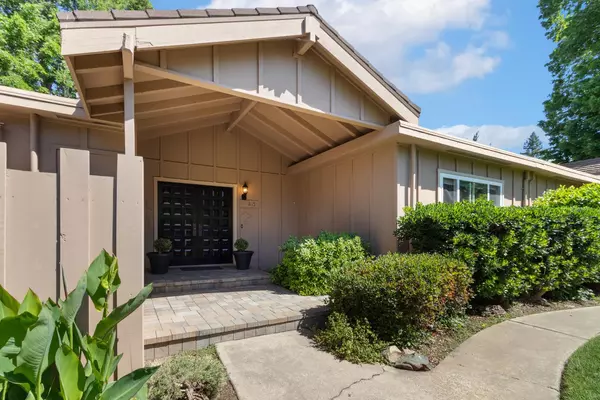 Sacramento, CA 95825,815 Commons DR