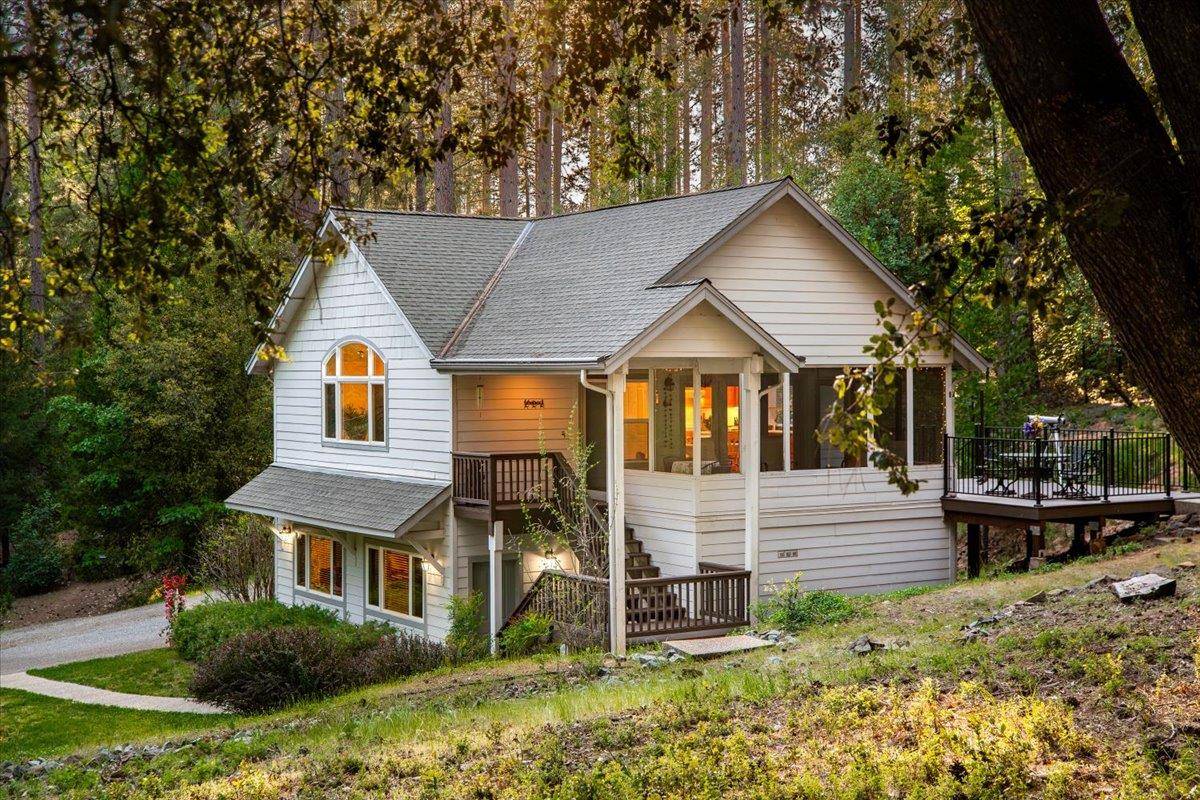 11992 Willow Valley RD, Nevada City, CA 95959