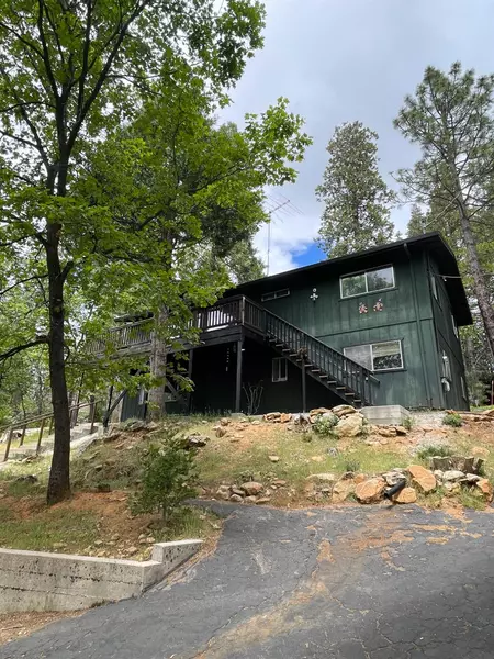20878 Muheli RD, Mi Wuk Village, CA 95346