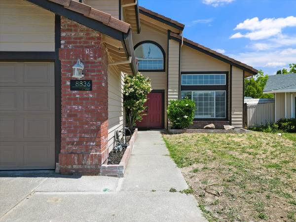 8836 Inisheer WAY, Sacramento, CA 95828