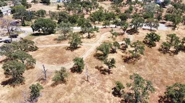 La Grange, CA 95329,2480 Medina CT