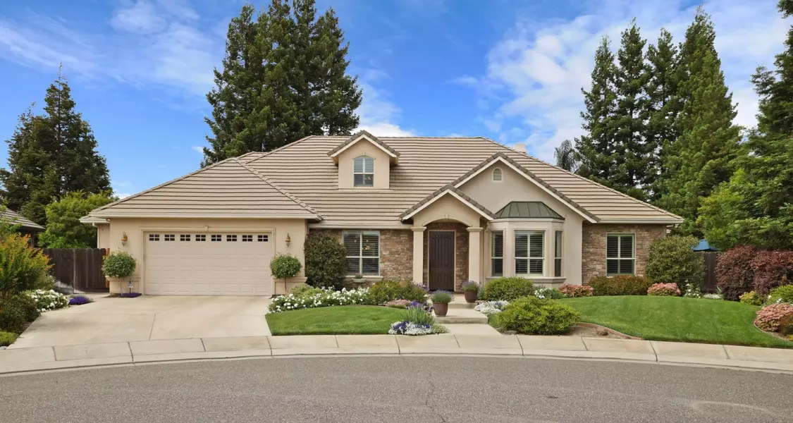 1037 Olson CT, Ripon, CA 95366