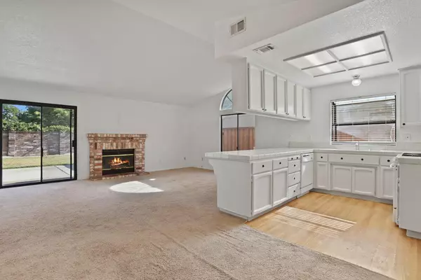 Elk Grove, CA 95758,7001 Tiant WAY