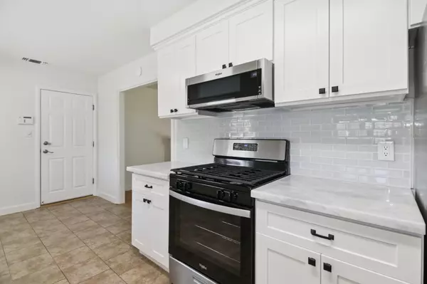 Fair Oaks, CA 95628,8809 Jonnie WAY