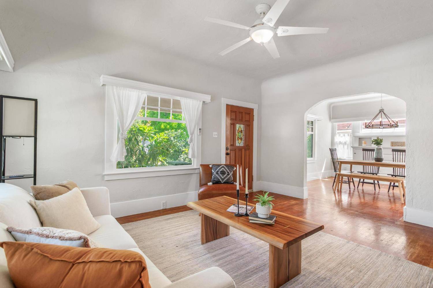 1700 U ST, Sacramento, CA 95818