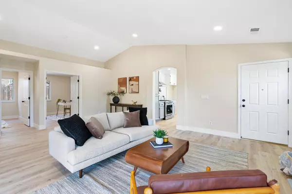 Citrus Heights, CA 95621,6042 Bach CT