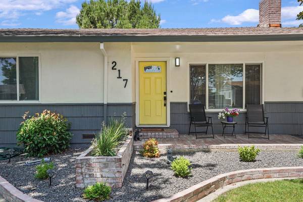 217 E Mayfair AVE,  Stockton,  CA 95207