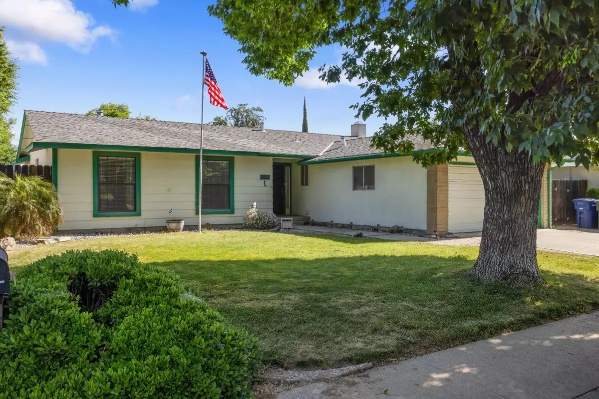 Modesto, CA 95355,2613 Pescadero PL