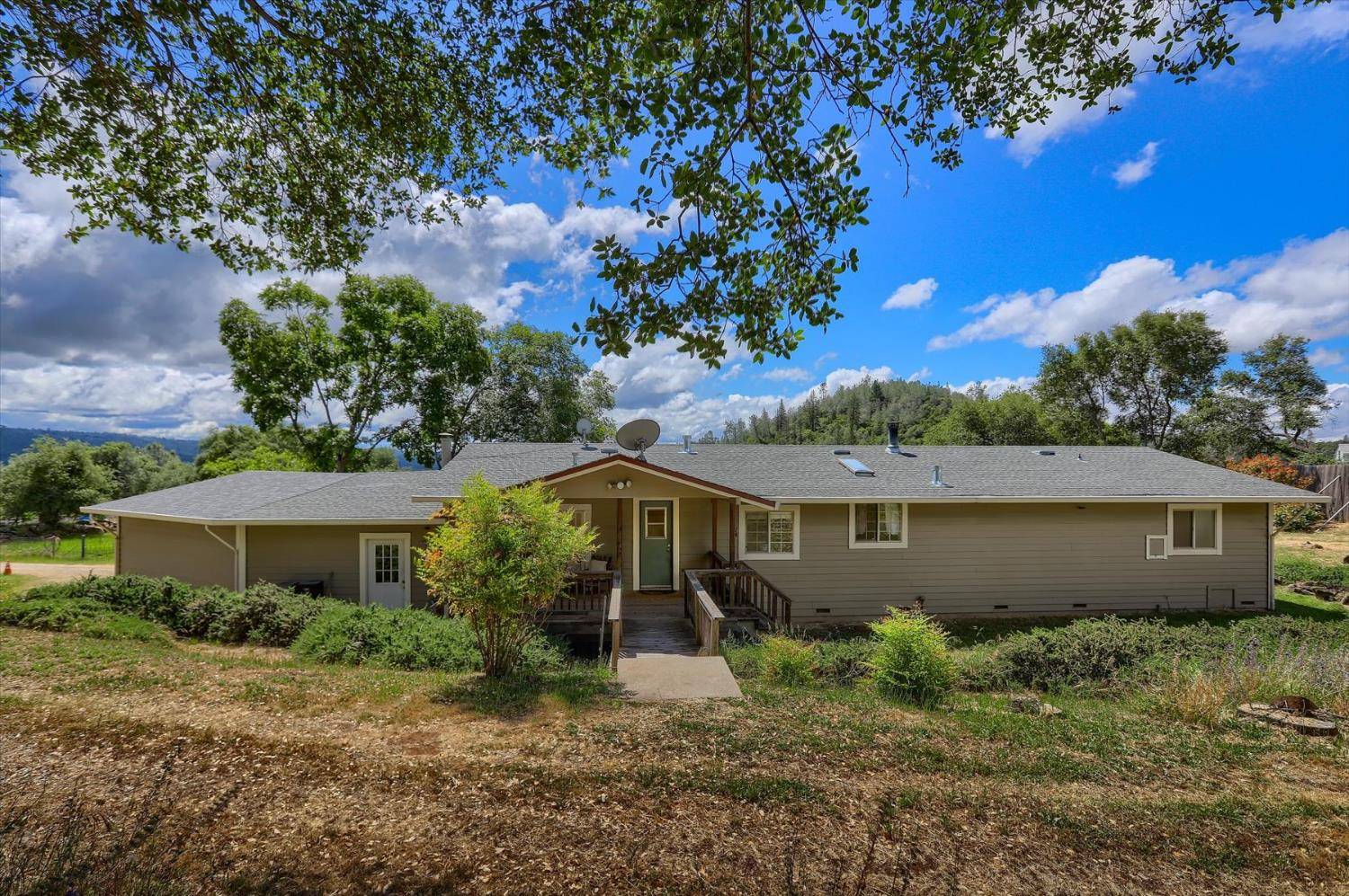 Penn Valley, CA 95946,18386 Piper LN