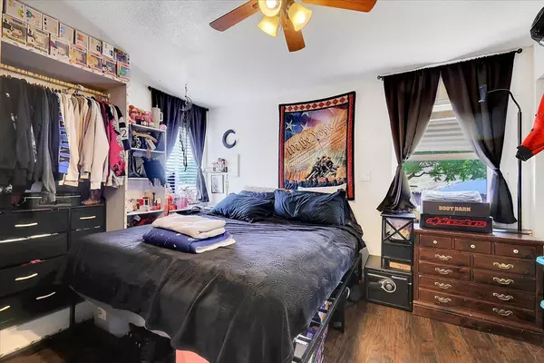 Marysville, CA 95901,1215 J ST