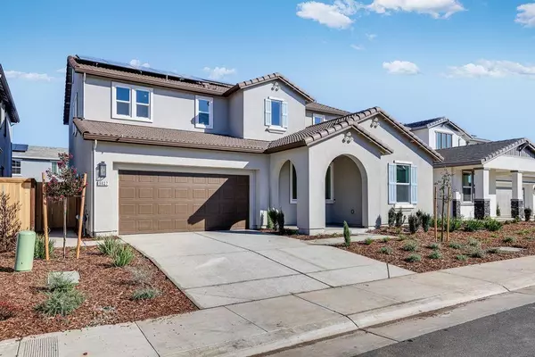 Sacramento, CA 95829,9827 Amisha WAY