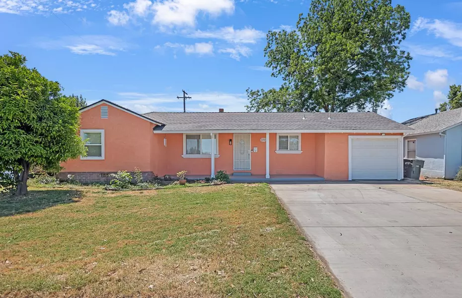 6350 Fruitridge RD, Sacramento, CA 95820