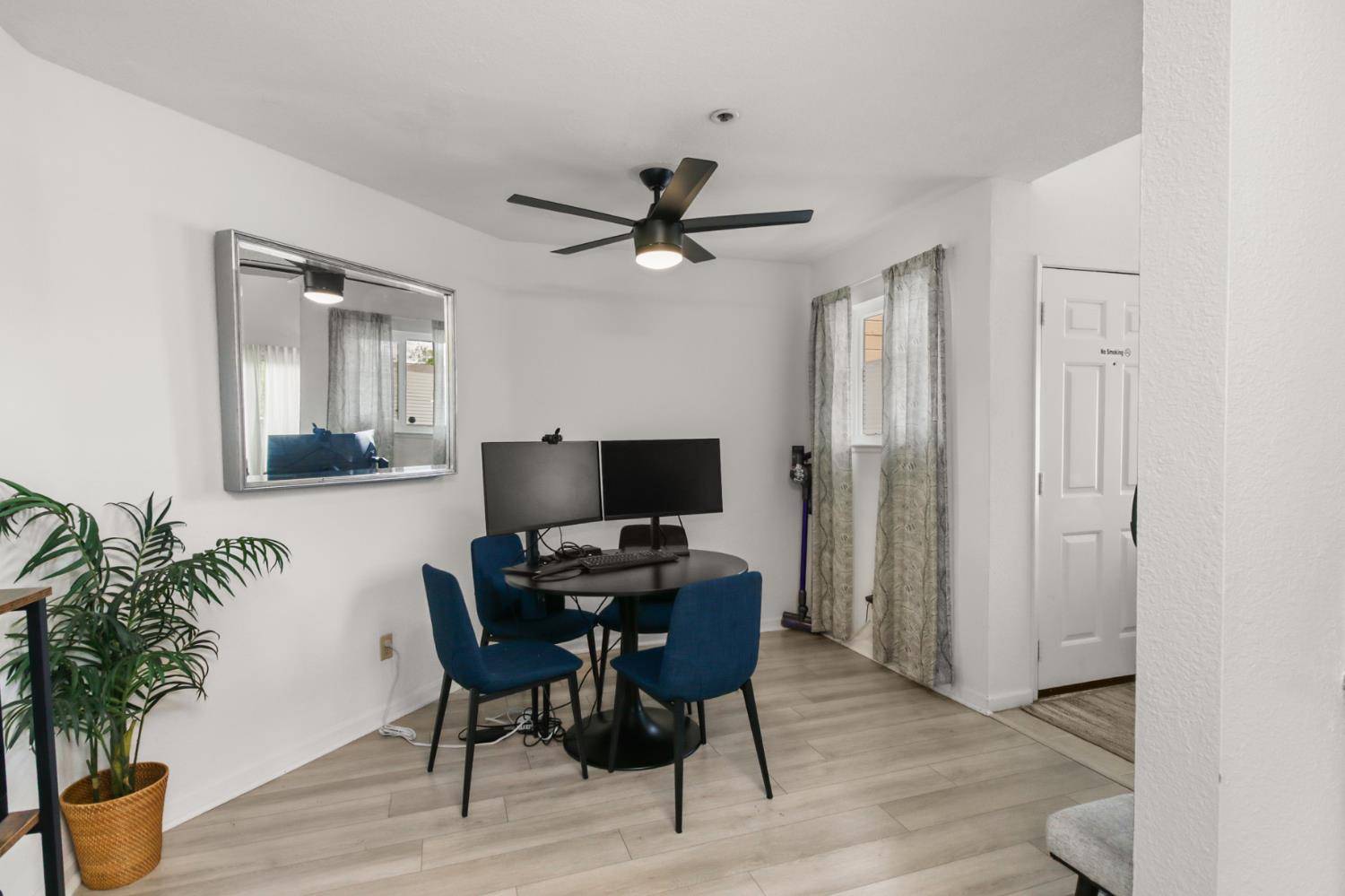Sacramento, CA 95825,1019 Dornajo #214 WAY #214