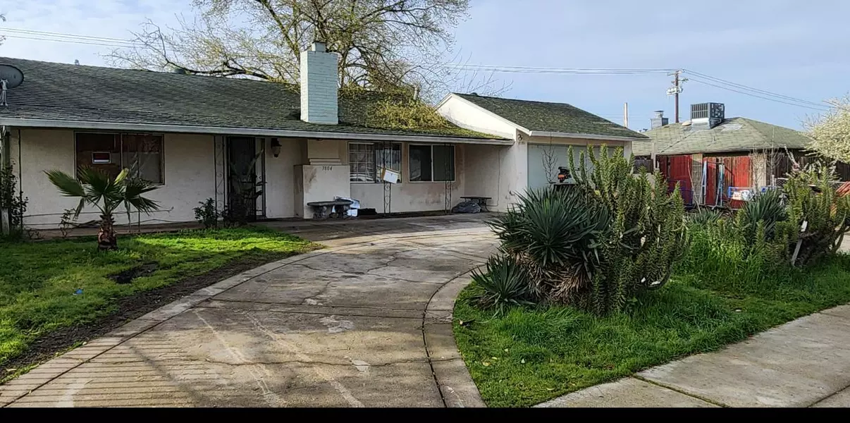 3804 Don Julio BLVD, North Highlands, CA 95660