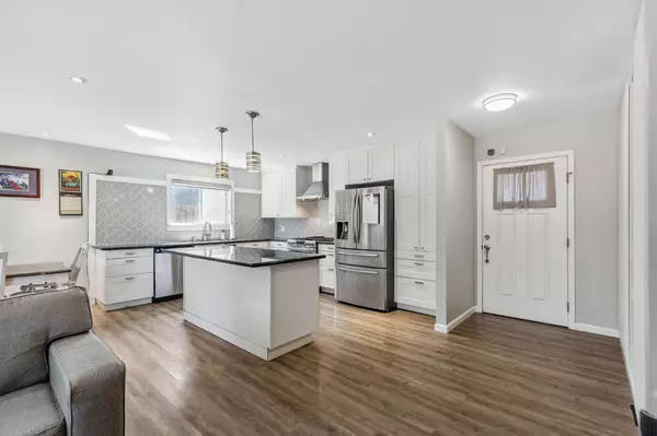 Sacramento, CA 95842,7164 Stanford Oak DR