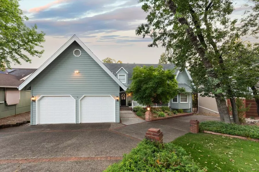12064 Waxwing CT, Penn Valley, CA 95946