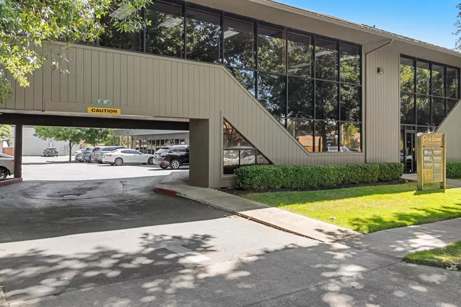 420 W Pine ST, Lodi, CA 95240