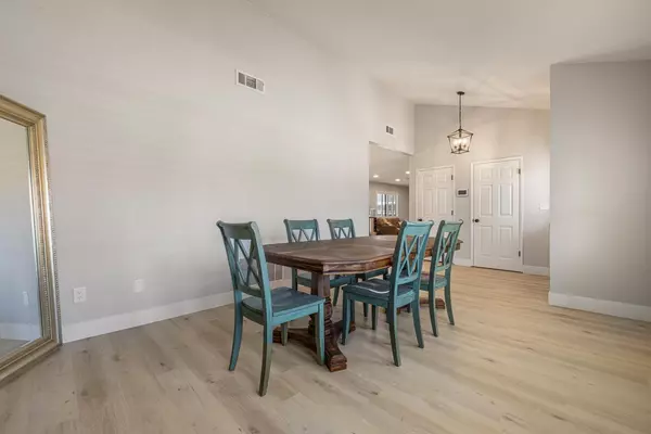 Oakdale, CA 95361,1932 Sugar Pine DR