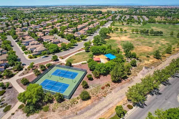Sacramento, CA 95835,5115 Nantucket WAY
