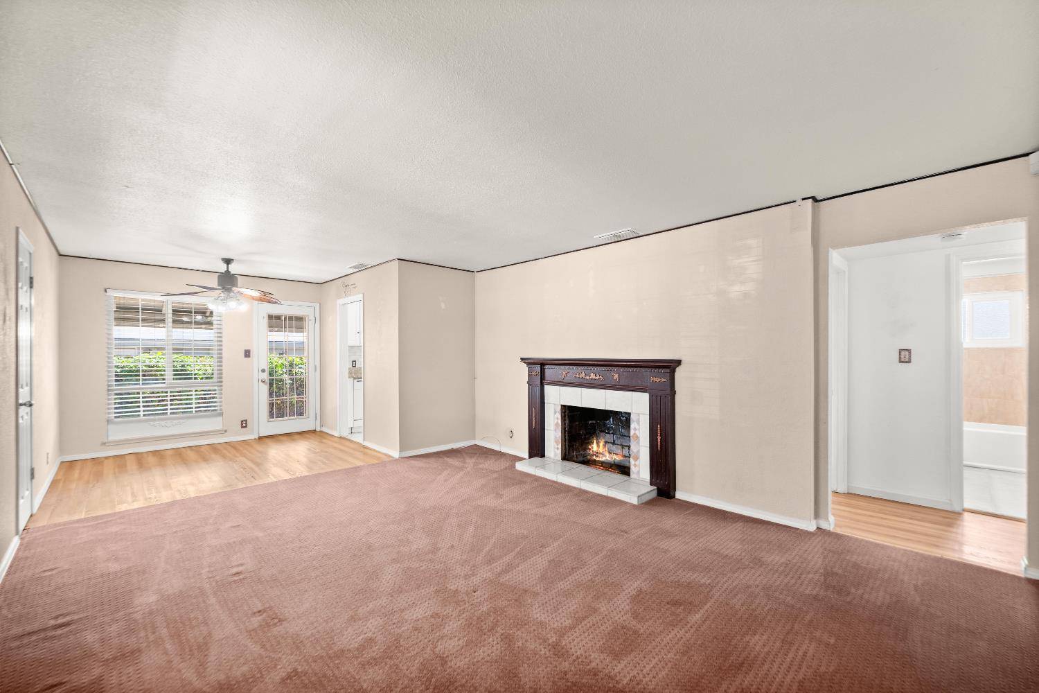 Sacramento, CA 95824,6312 45th ST