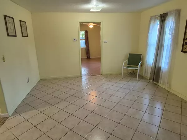 Modesto, CA 95354,417 Kerr AVE