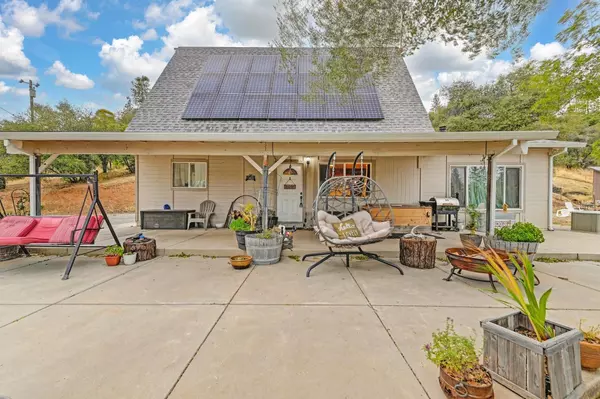 Colfax, CA 95713,490 Mount Howell RD