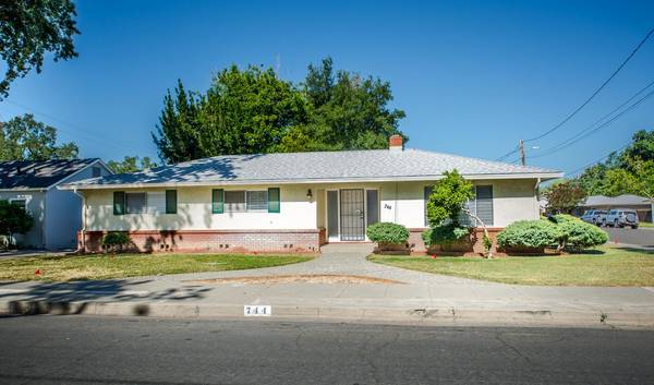 744 Cleveland, Woodland, CA 95695