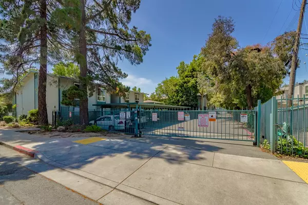 Concord, CA 94518,1036 Oak Grove RD #86