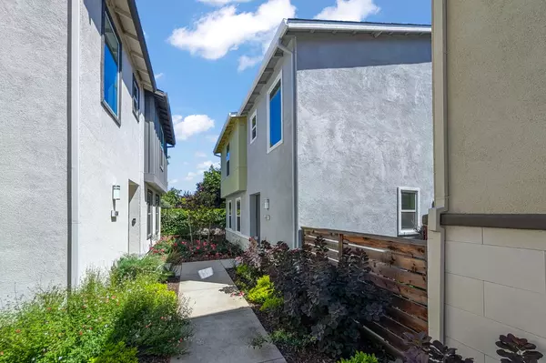 Elk Grove, CA 95757,4242 Ocean LN