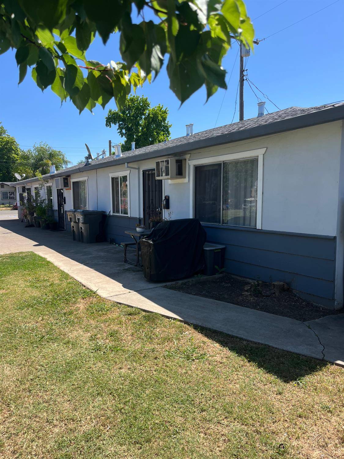 Roseville, CA 95678,207 Hickory ST