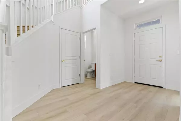 Yuba City, CA 95993,156 Bristol WAY