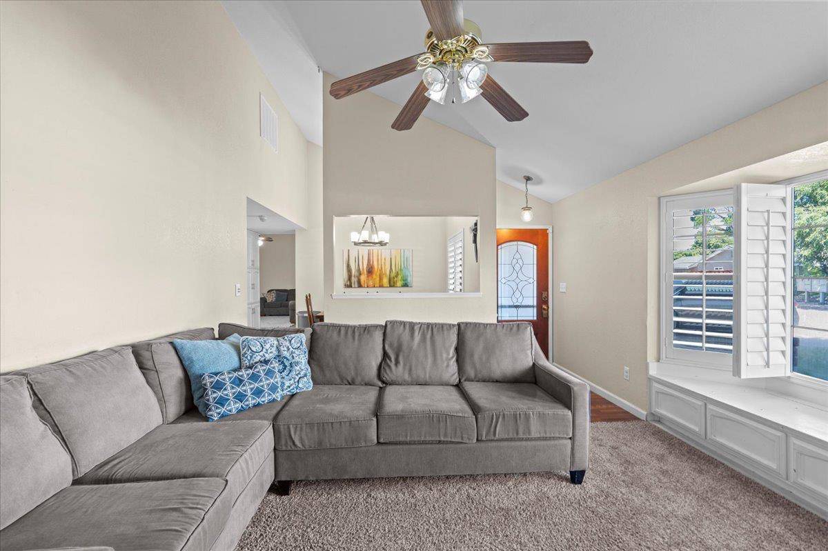 Turlock, CA 95382,1920 W Chamberlain DR