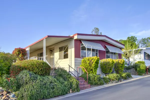 1564 Cottonwood CIR, Auburn, CA 95603