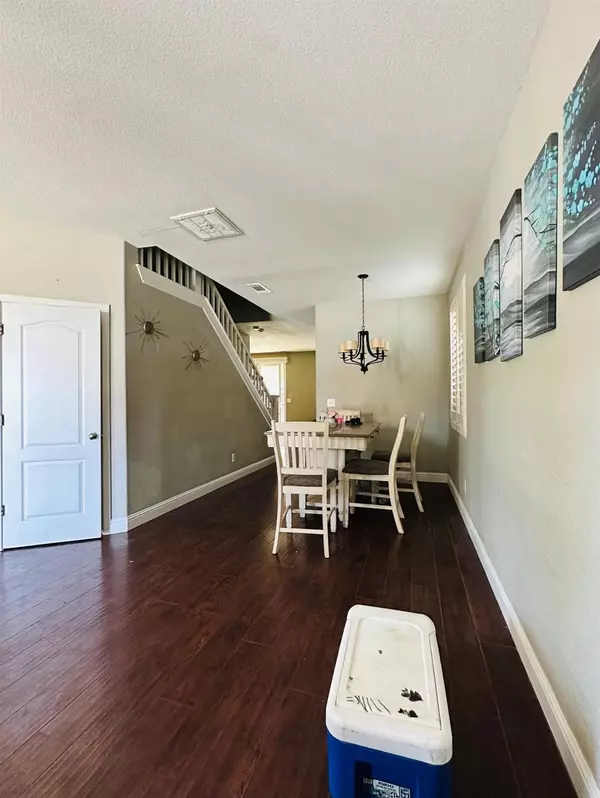 Madera, CA 93638,692 Blueberry LN