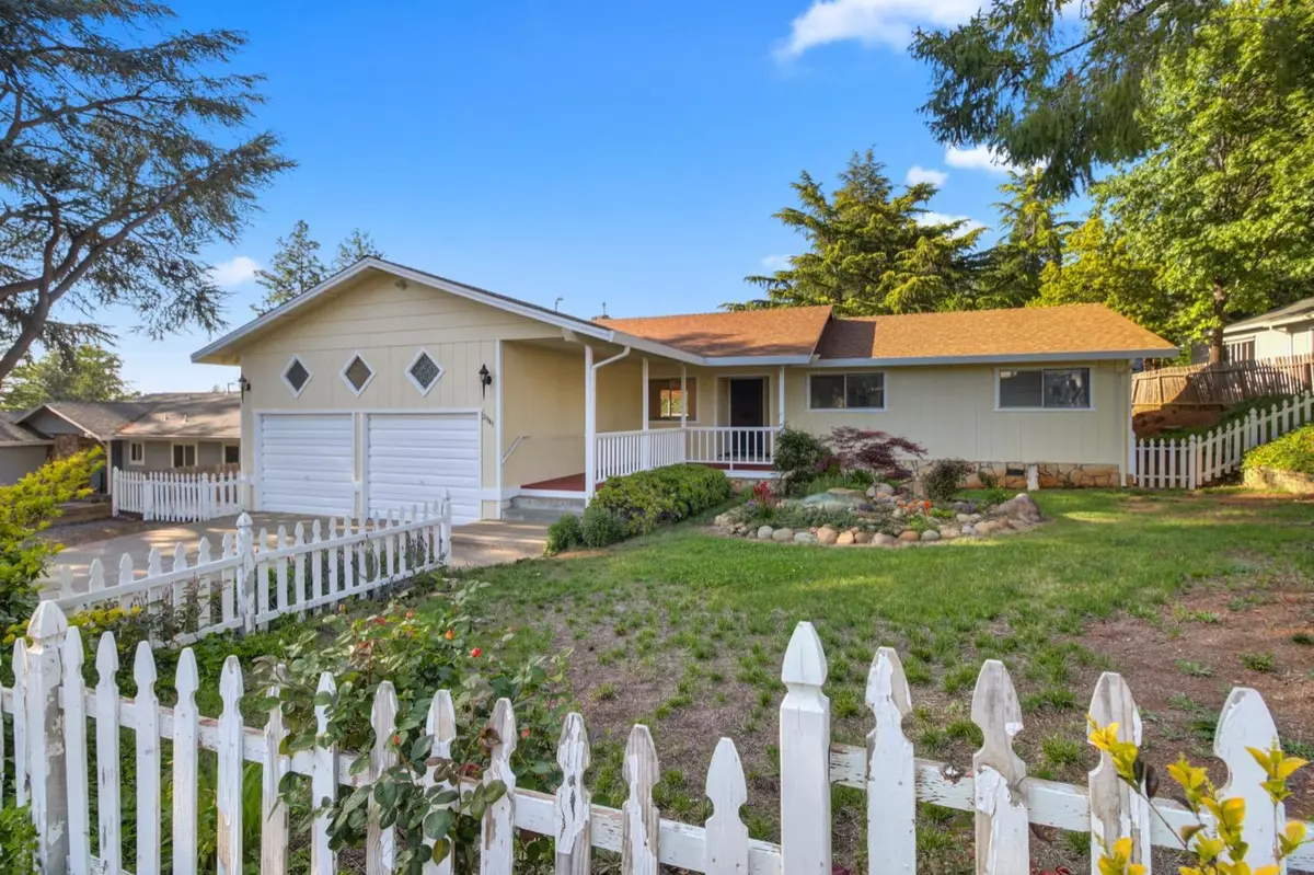 Camino, CA 95709,2941 Camino Heights DR