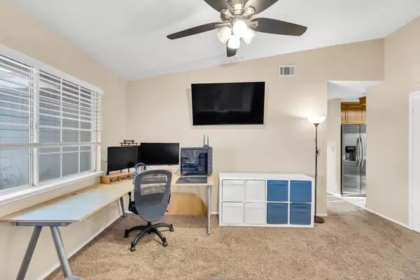 Galt, CA 95632,574 Ewell CT