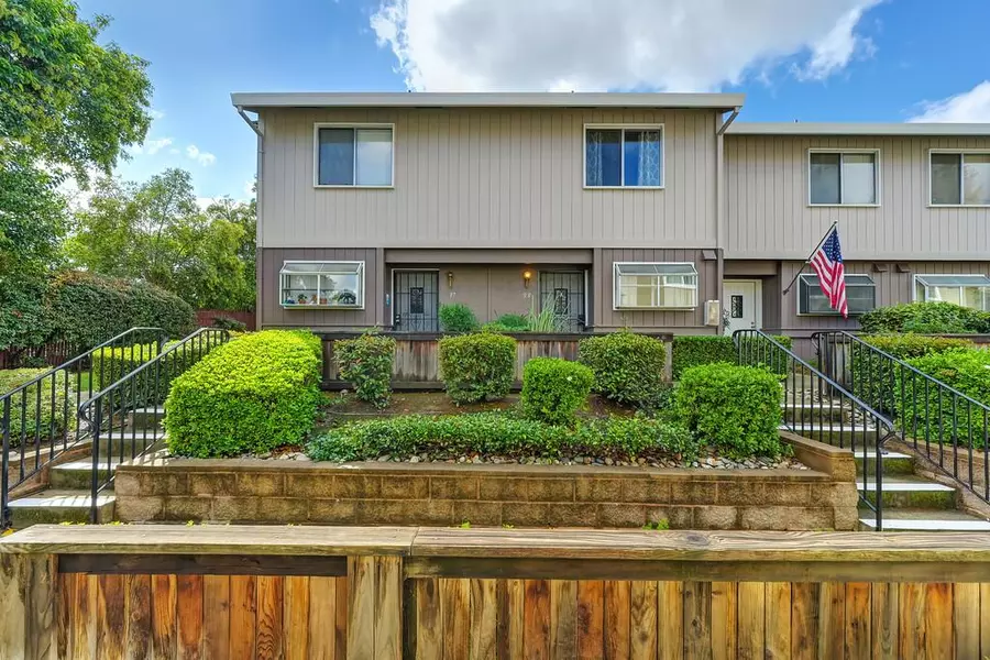 4321 Palm AVE #98, Sacramento, CA 95842